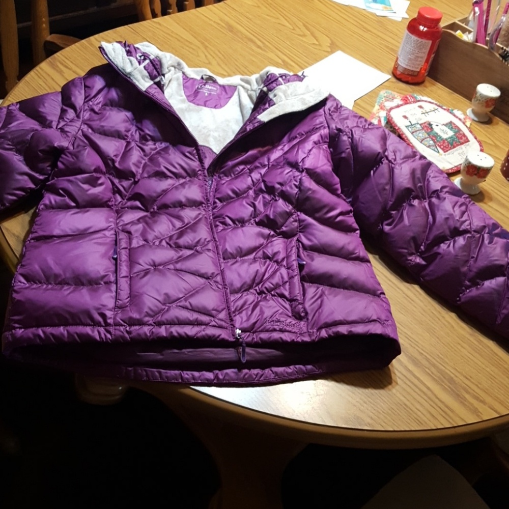 Goose down LLBean purple coat EUC